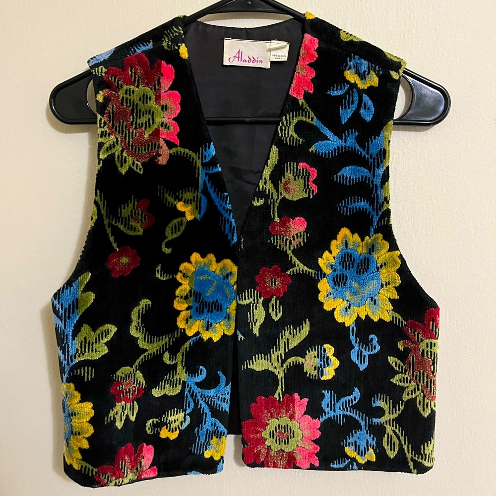 Vintage black and floral vest!